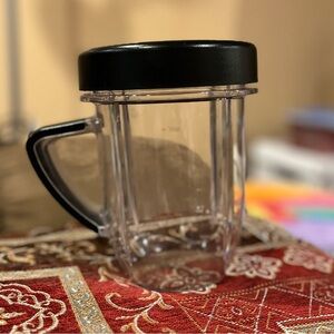 Nutribullet RX deluxe 30 oz cup with Black Lid